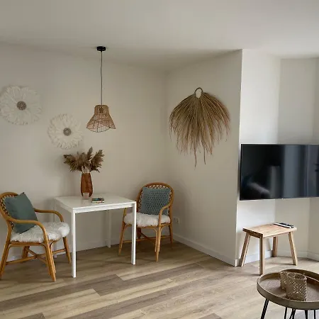 Apartment Pure